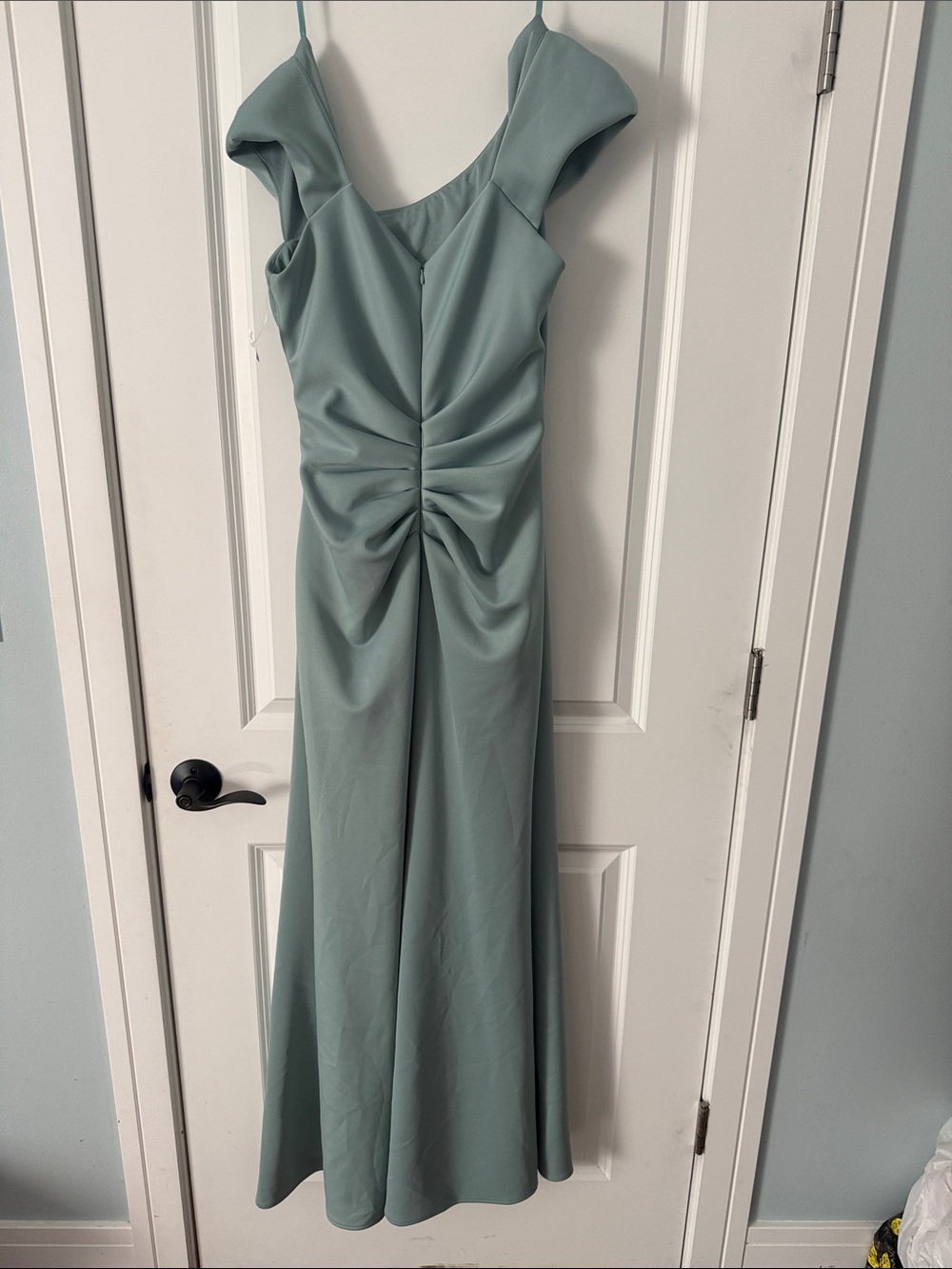 Xscape Evenings Asymmetric Neck Scuba
Knit Trumpet Gown - Picture 8 of 9